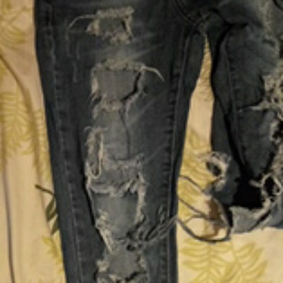 VIP Jeans - Picture 2 of 7